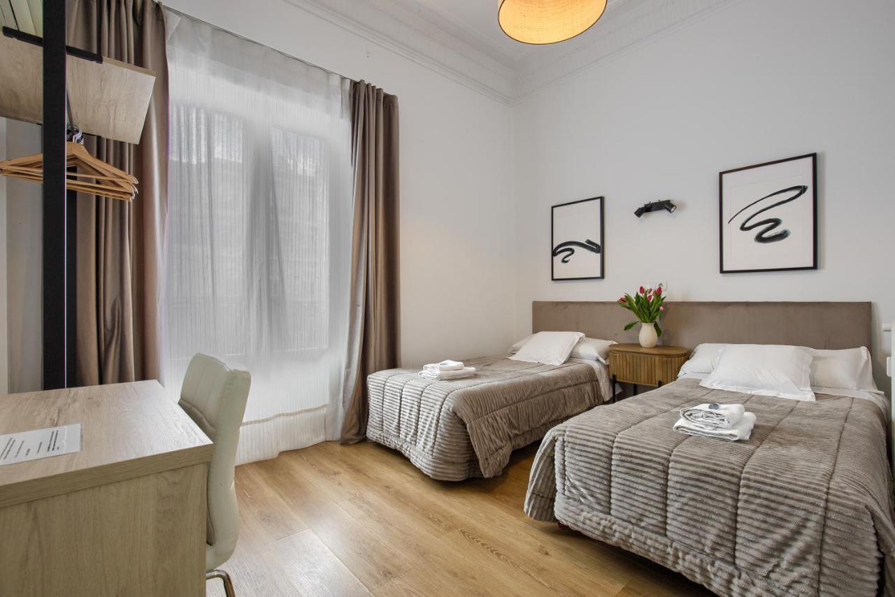 Hostal Besaya Madrid Dış mekan fotoğraf