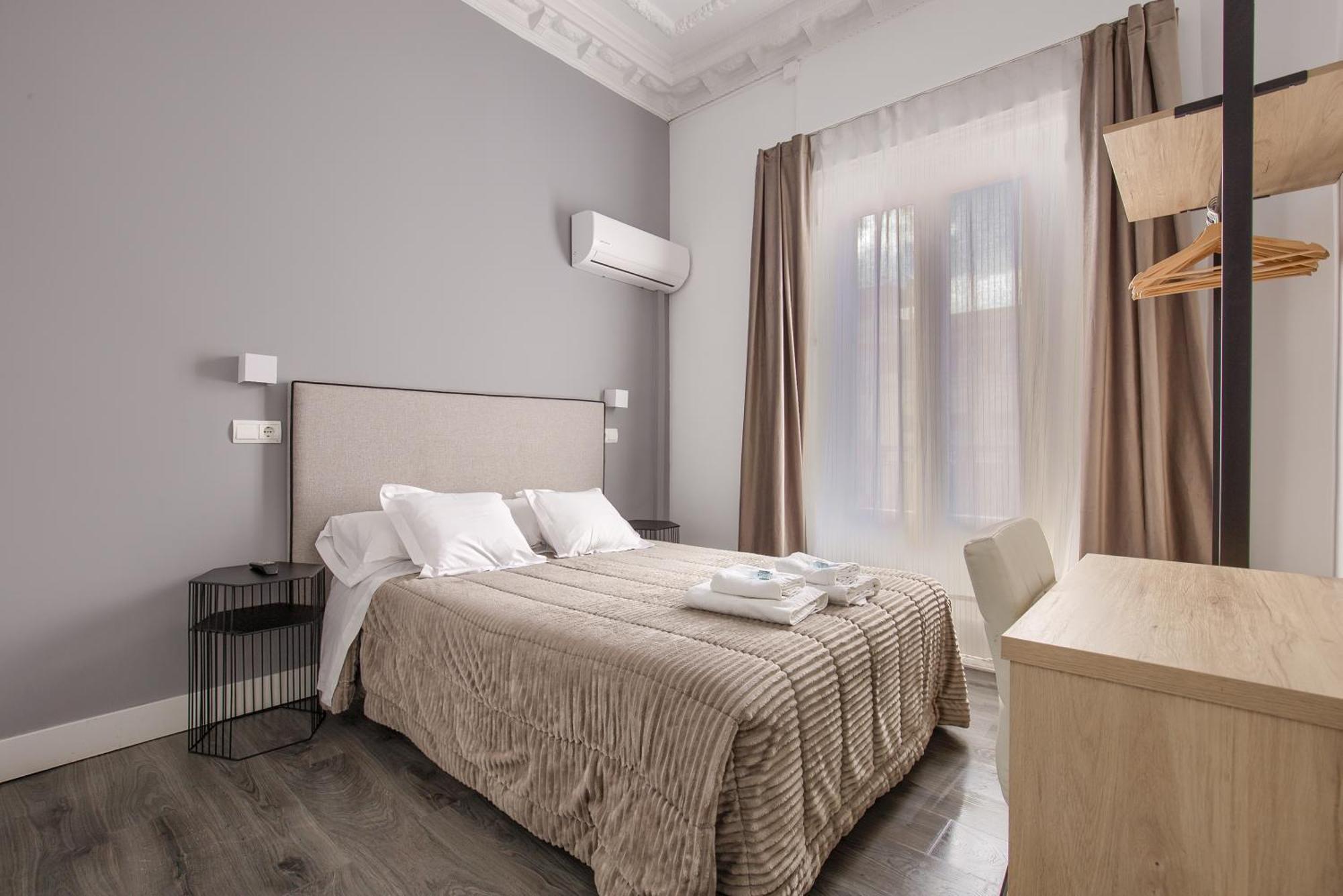 Hostal Besaya Madrid Dış mekan fotoğraf