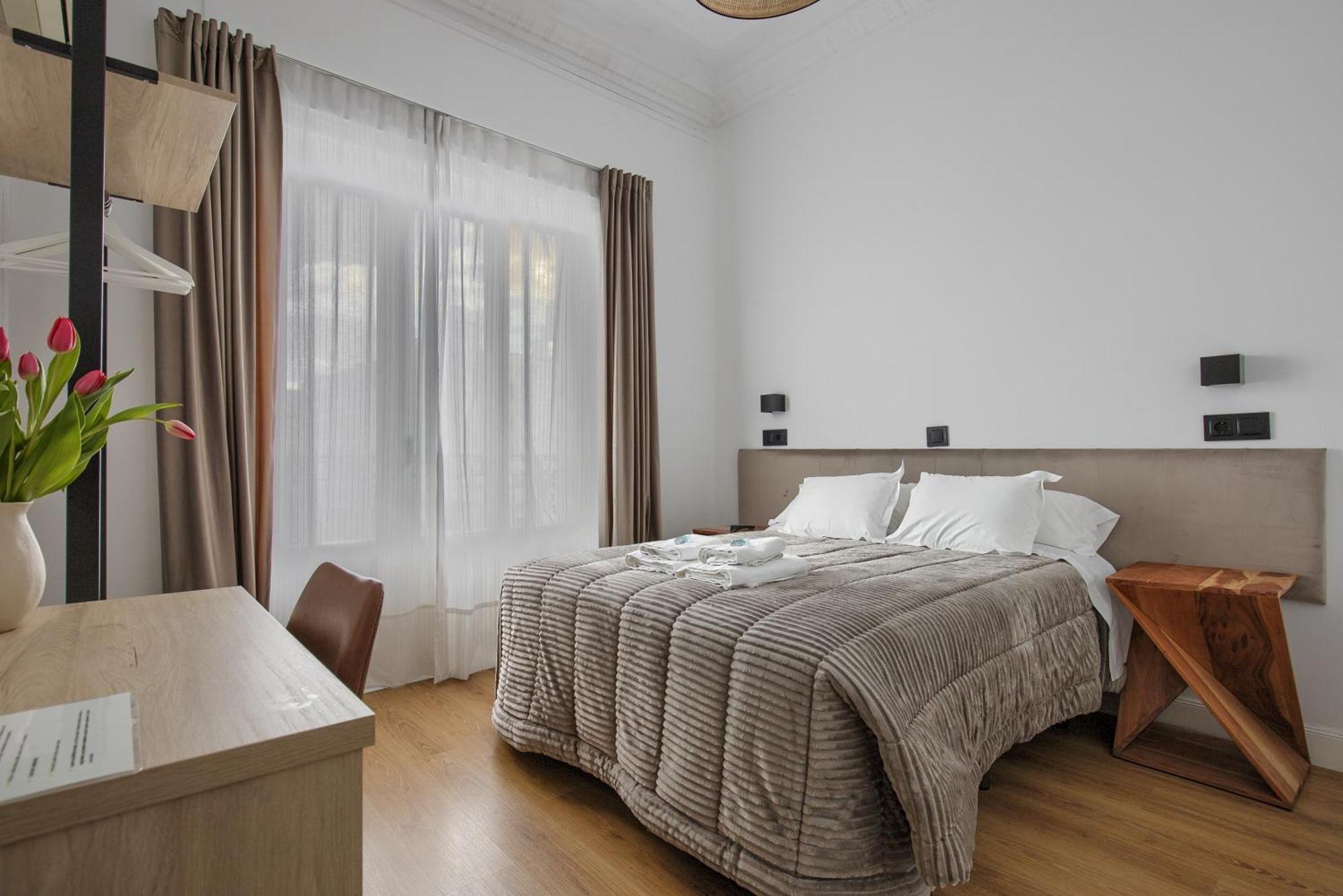 Hostal Besaya Madrid Dış mekan fotoğraf