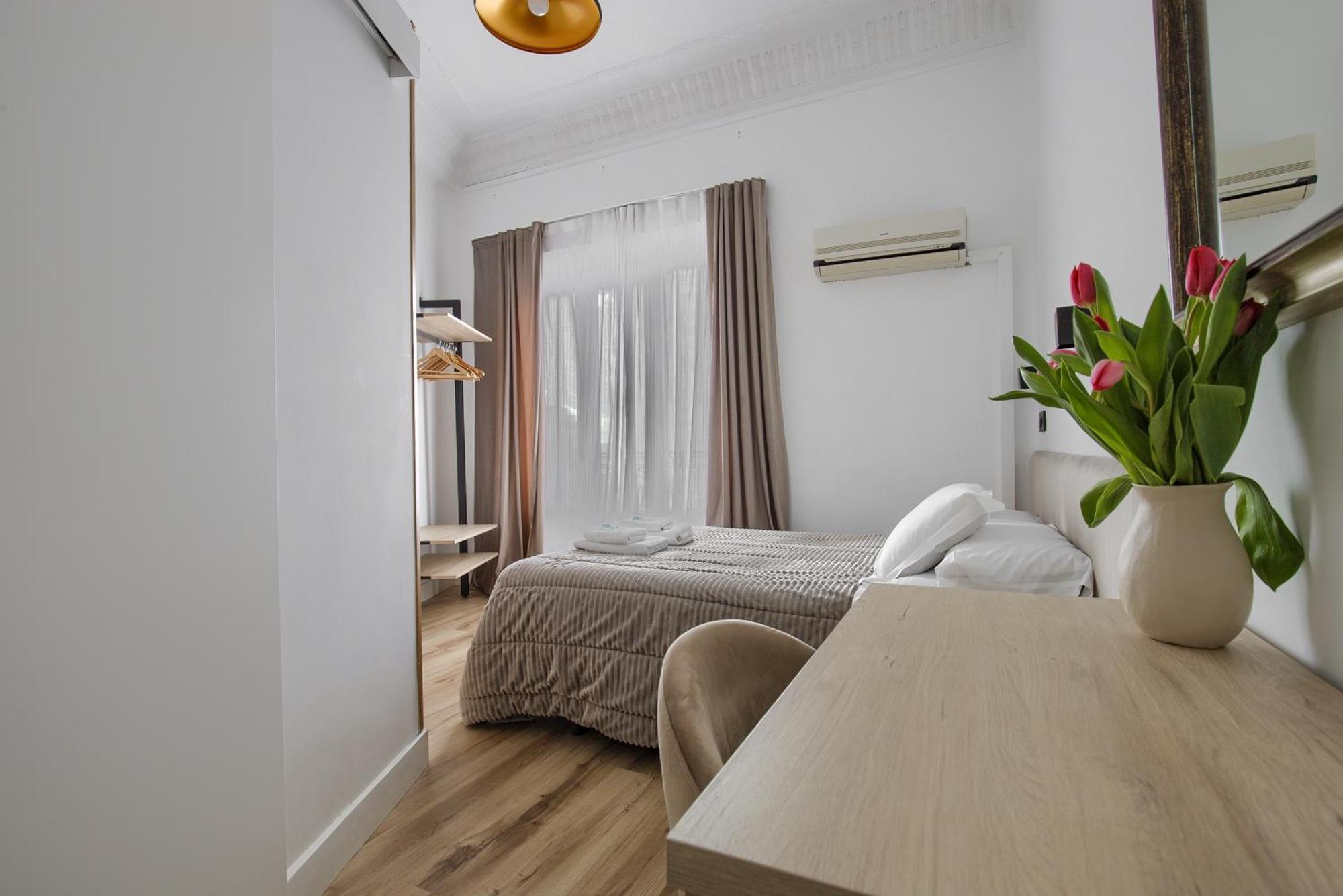 Hostal Besaya Madrid Dış mekan fotoğraf