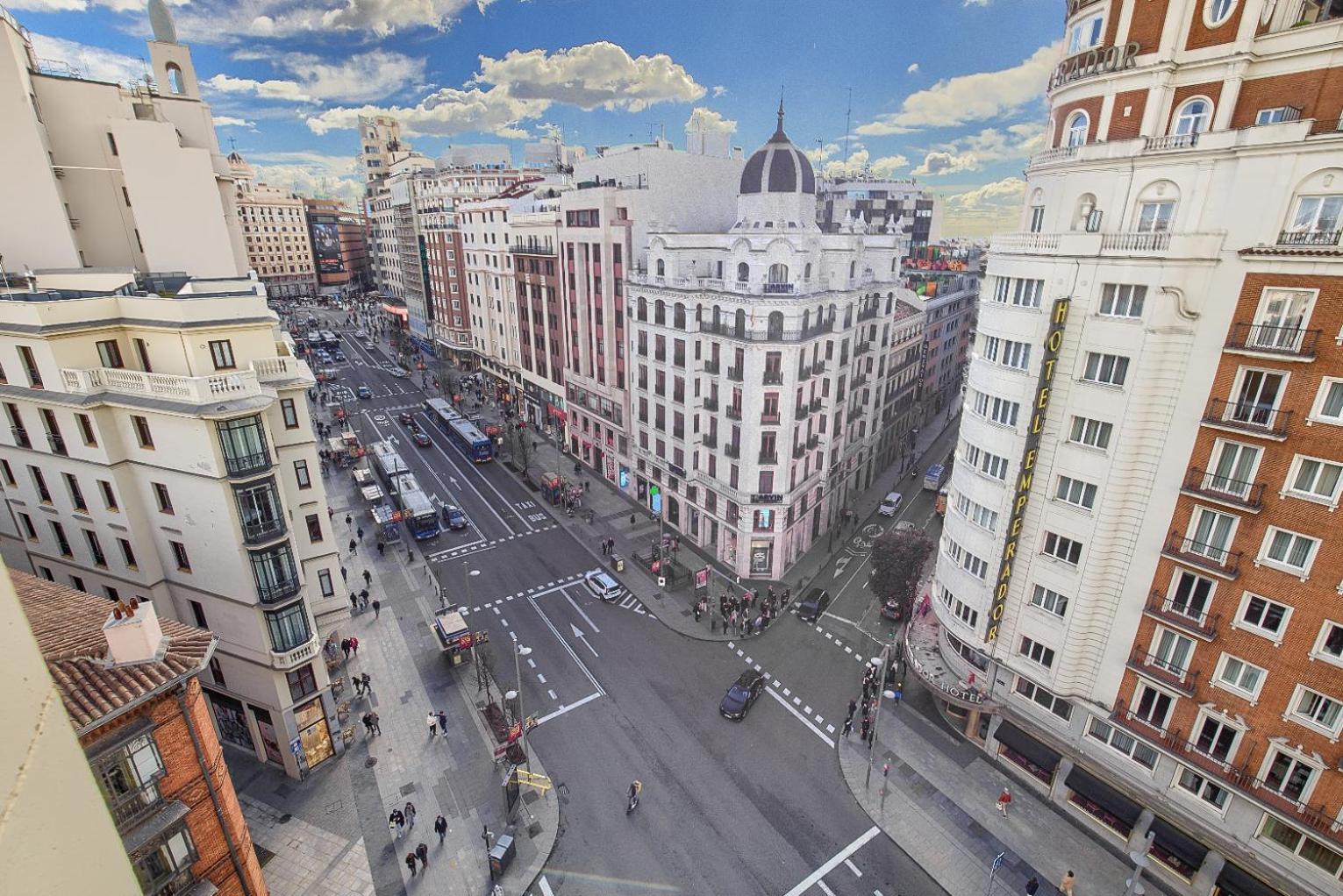 Hostal Besaya Madrid Dış mekan fotoğraf